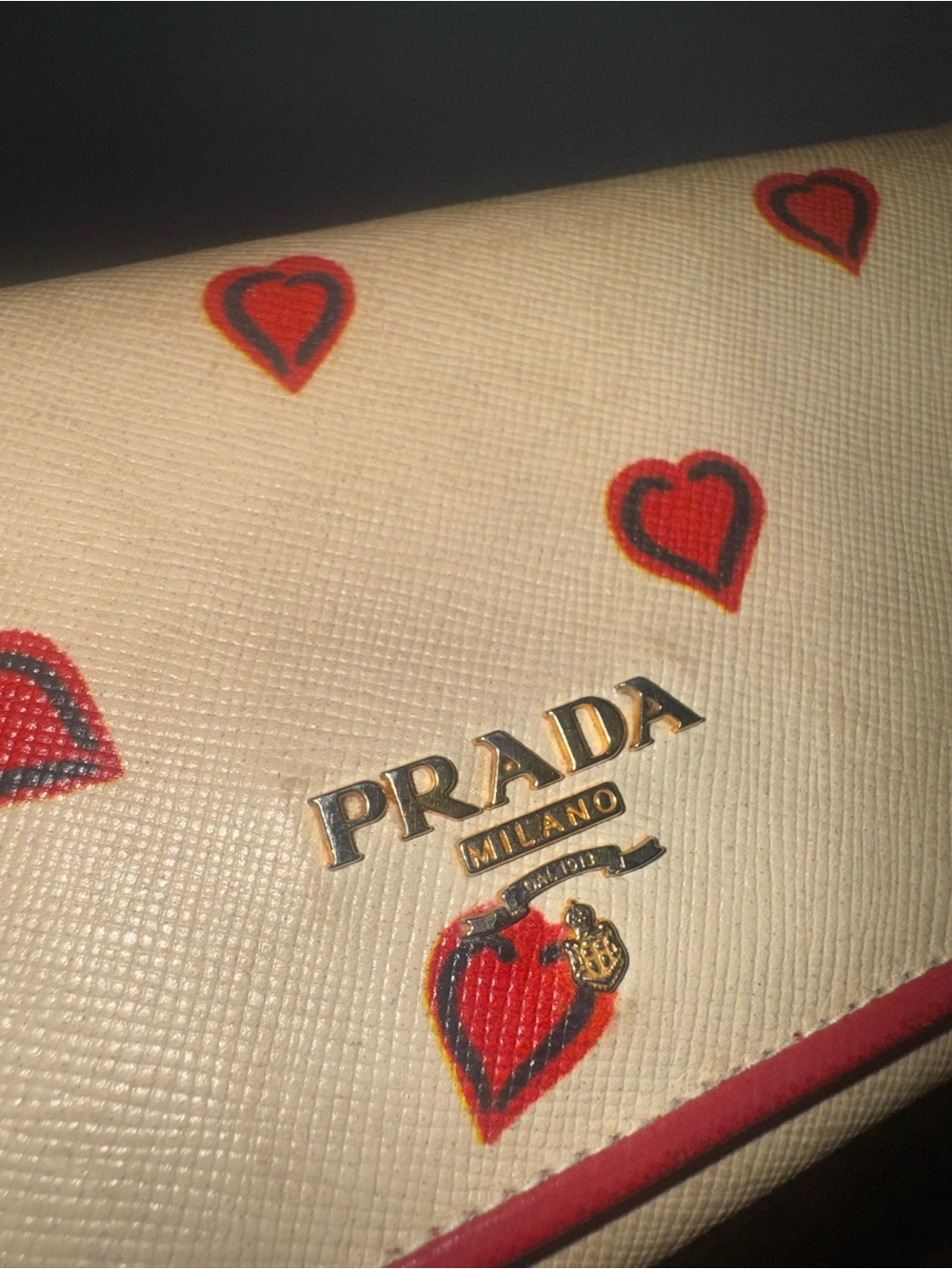 Prada ❤️Limited edition❤️saffiano leather heart long wallet ✅AUTHENTIC✅ - Picture 5 of 11